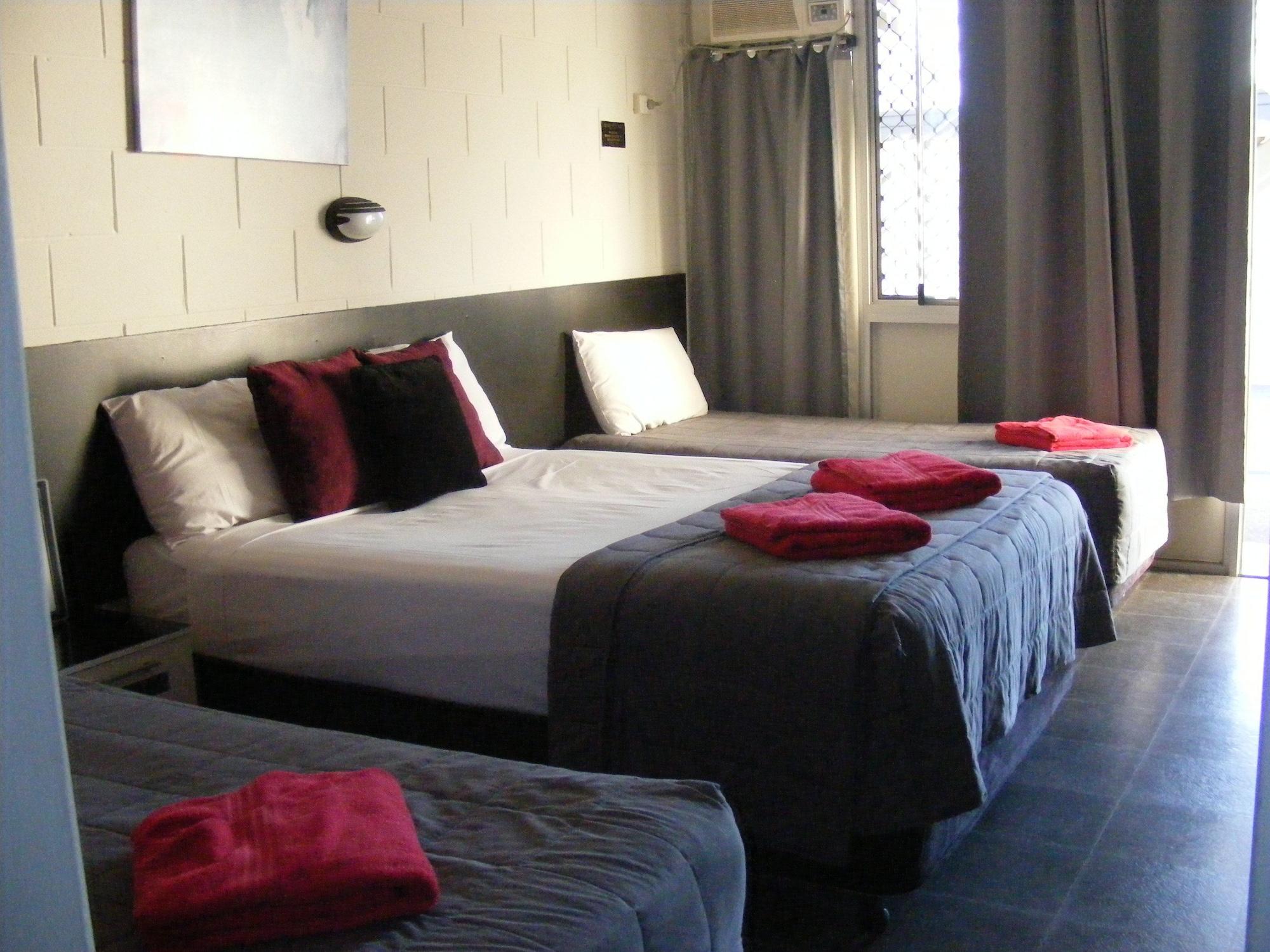 Motel Lodge Rockhampton Buitenkant foto